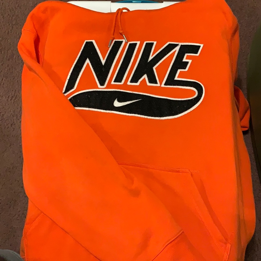 Men’s Nike XL hoodie